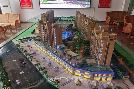 兰凤家园豪华装修3室2厅1卫100㎡带车库